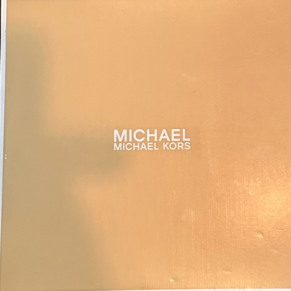 Size 7 Michael Kors ankle boots with gold side zippers